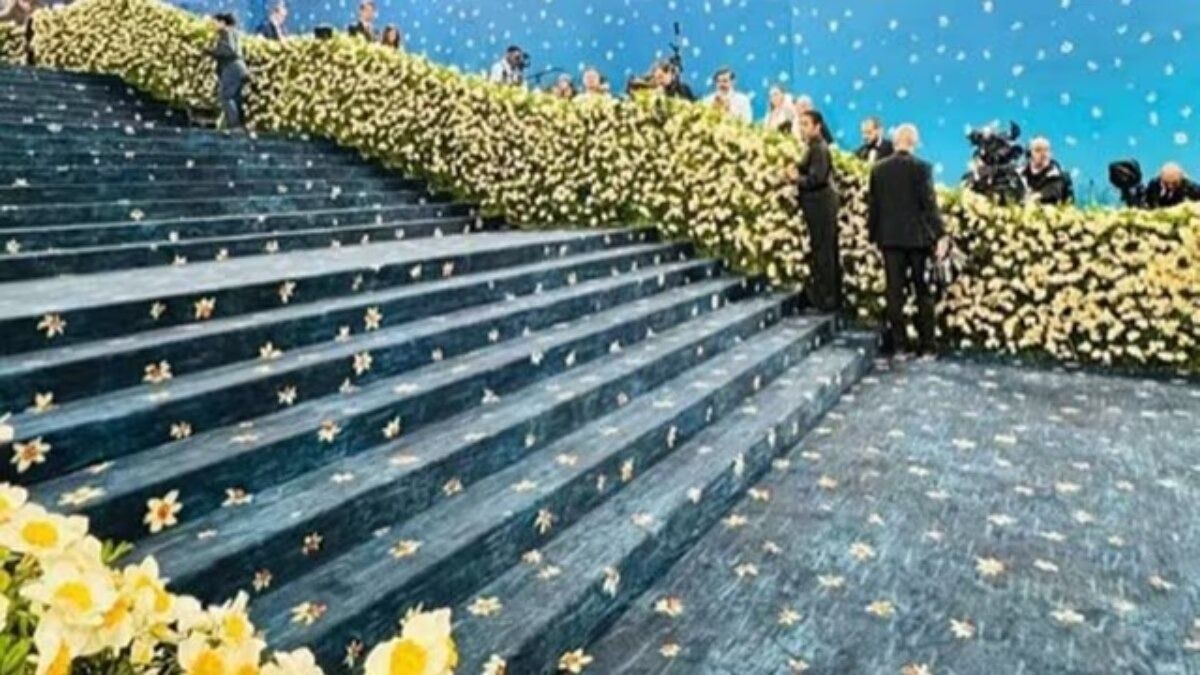 The 2025 Met Gala red carpet was manufactured in India (Source: Instagram,/@dietsabya)
