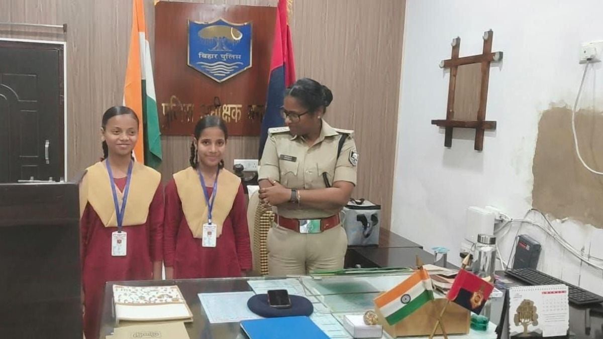 Class 8th student become SP