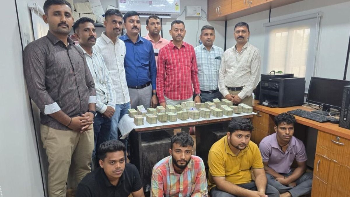 gold stolen from Ahmedabad-Bangalore flight