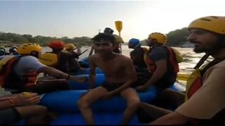 Rishikesh rafting guide rescue