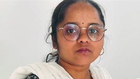  Female Bank Cashier Embezzles Over 2 Crore
