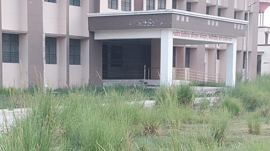 Government ITI turns into a desolate building