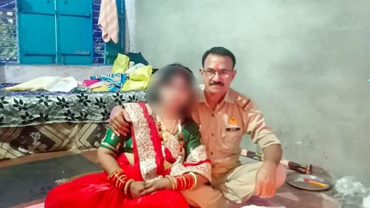 Woman Levels Allegations Against Sub-Inspector Naresh Babu in Bareilly (Photo: ITG) 