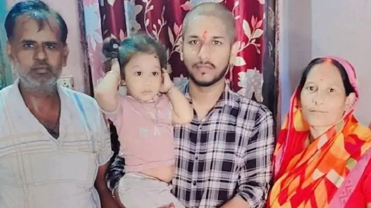 Vishal with his Parents
