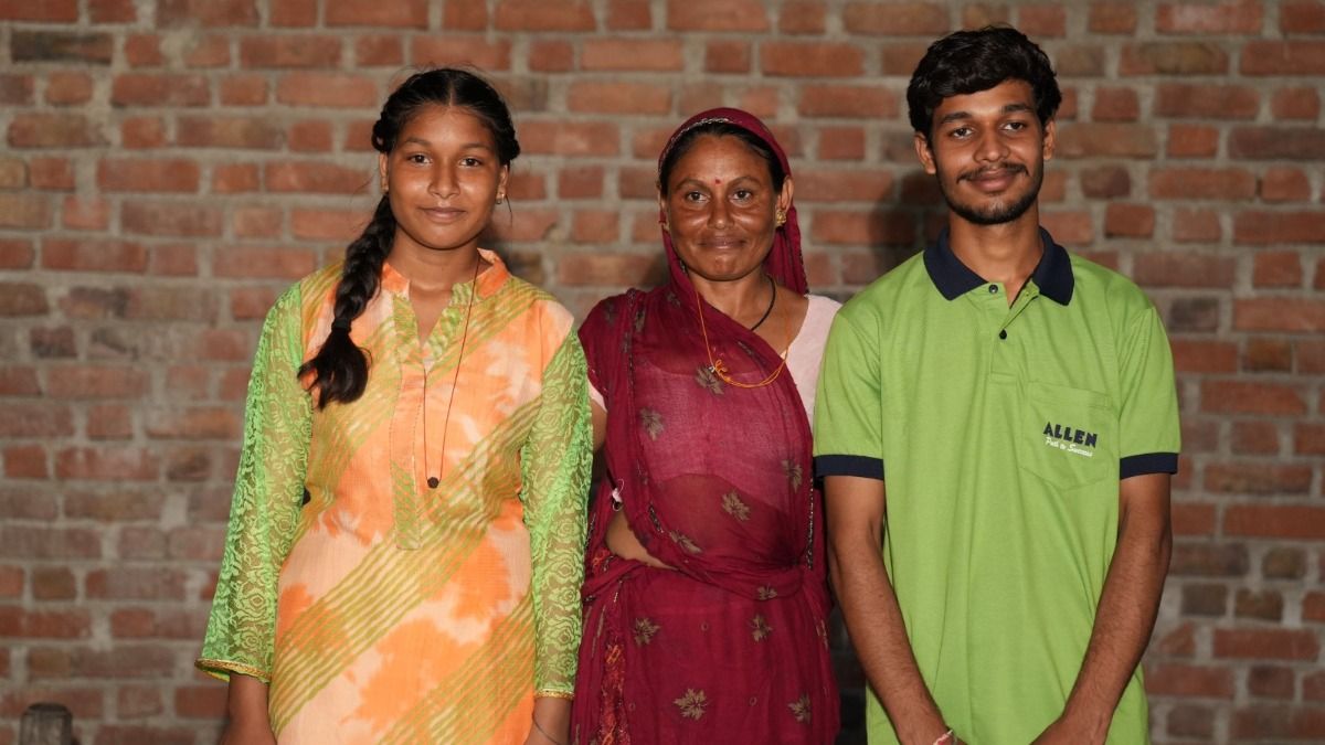 NEET क्रेक करने वाले सूरज सुमन