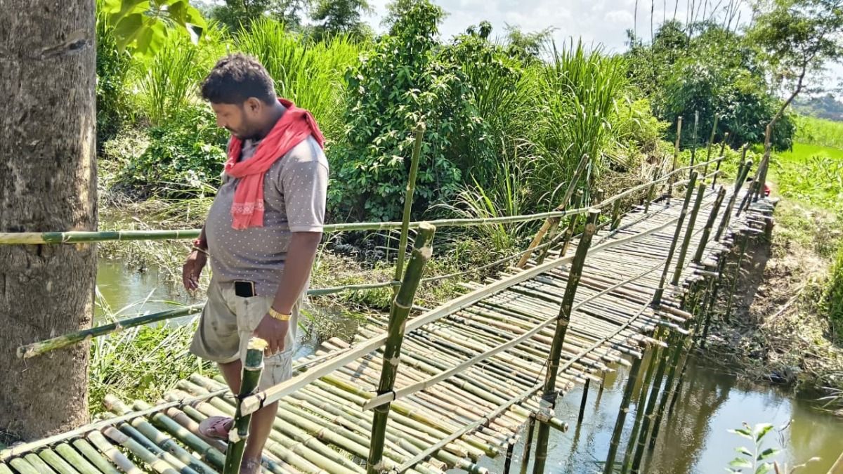 बगहा ग्रामीणों का चरचरी पुल