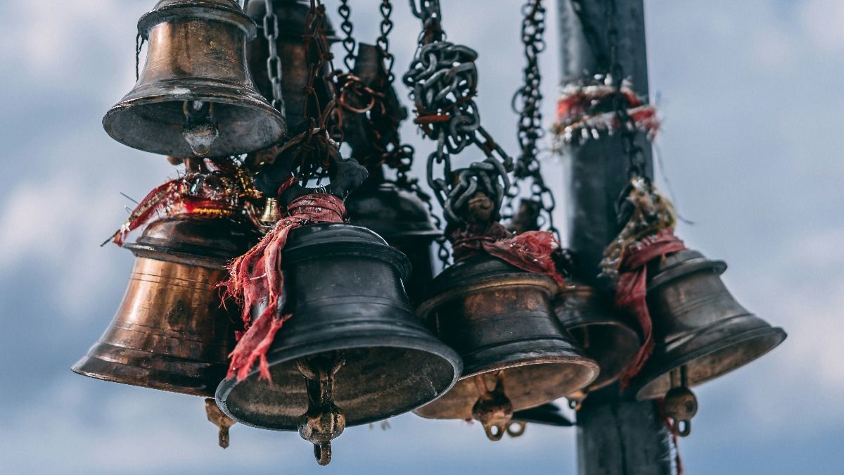 Why do Hindu temples have bells