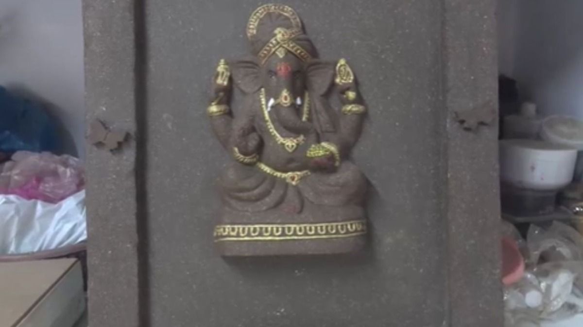 Eco-friendly cow dung Ganpati