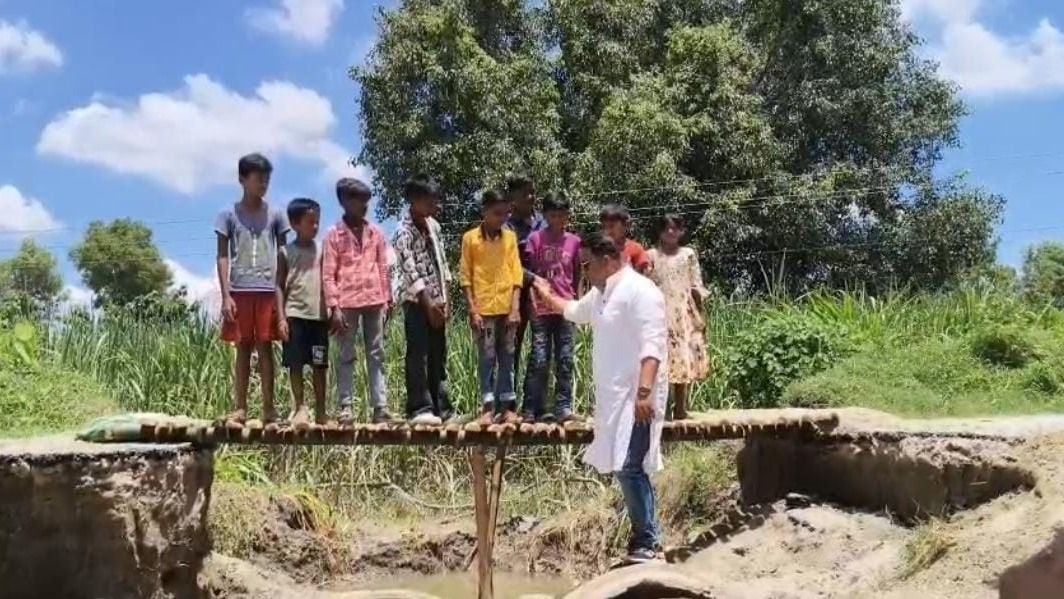 children built a bridge