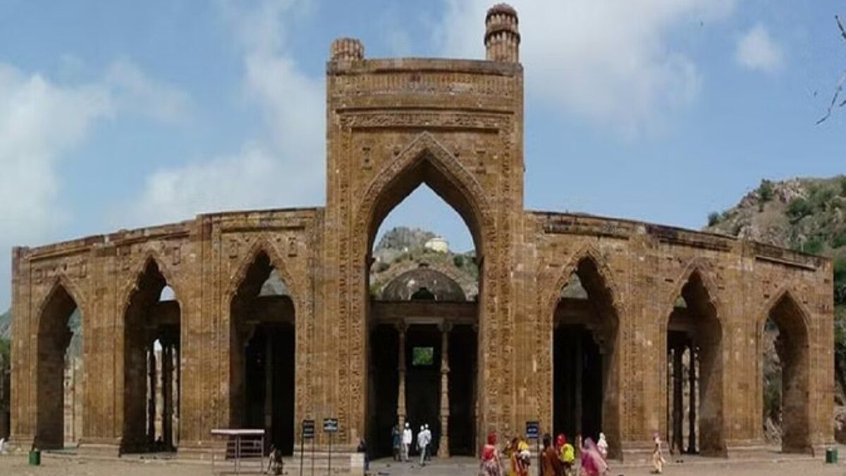 Delhi University Drops Delhi Sultanate Paper