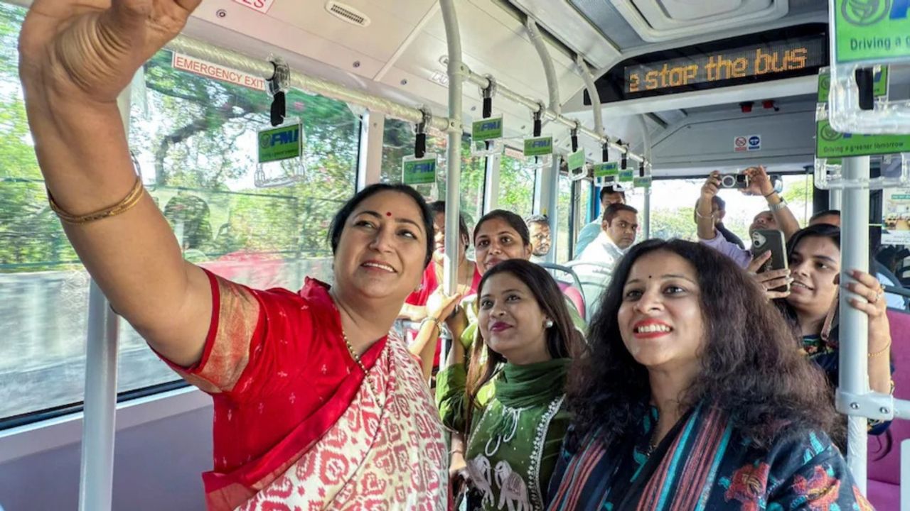 दिल्ली की महिलाओं के लिए खुशखबरी, बढ़ गई पिंक टिकट की डेडलाइन, जानें कब तक कर सकेंगी यात्रा