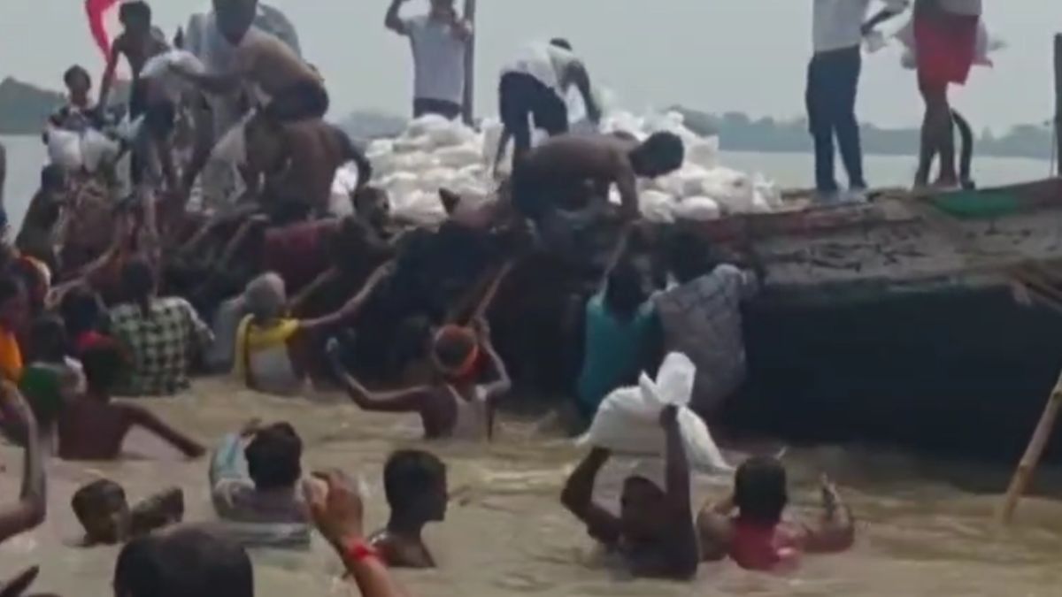 Danapur Flood Viral Video