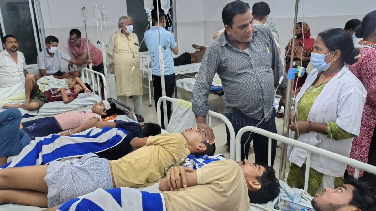 श्राद्ध का खाना खाकर बीमार पड़े ग्रामीण