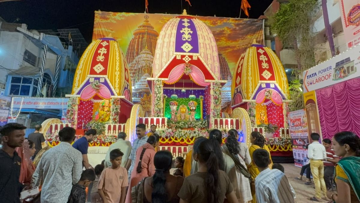 जगन्नाथ पुरी के तर्ज पर सजा विशेष गणेश पंडाल