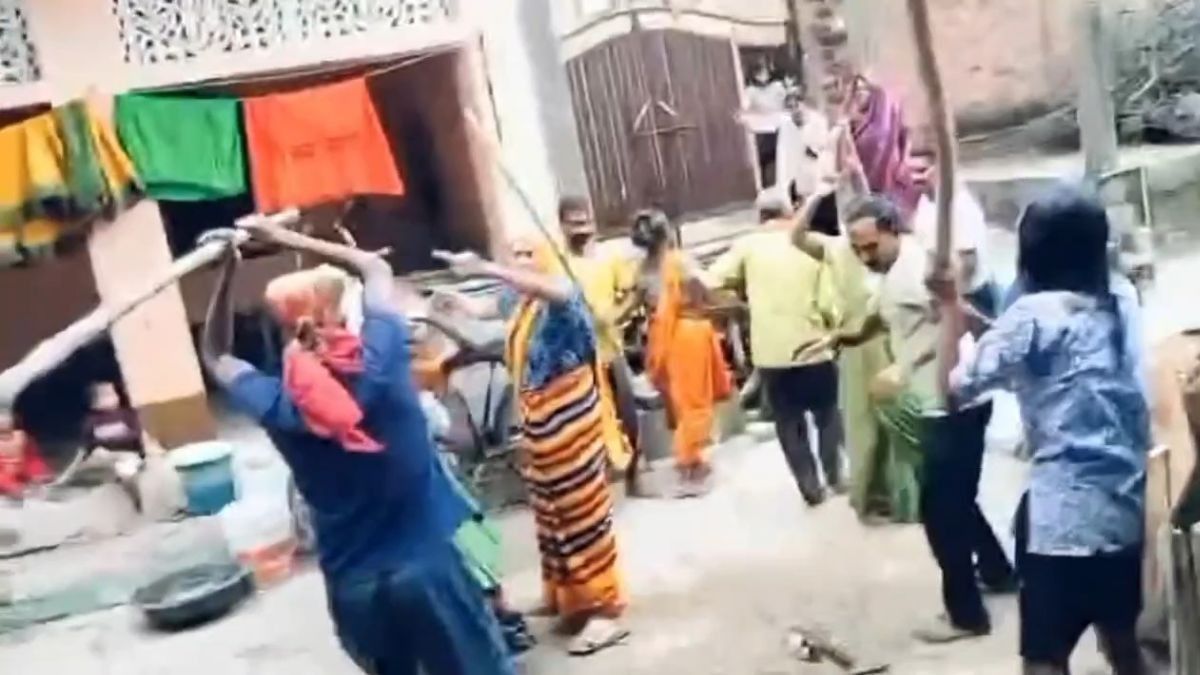 Clash Over Toilet Construction