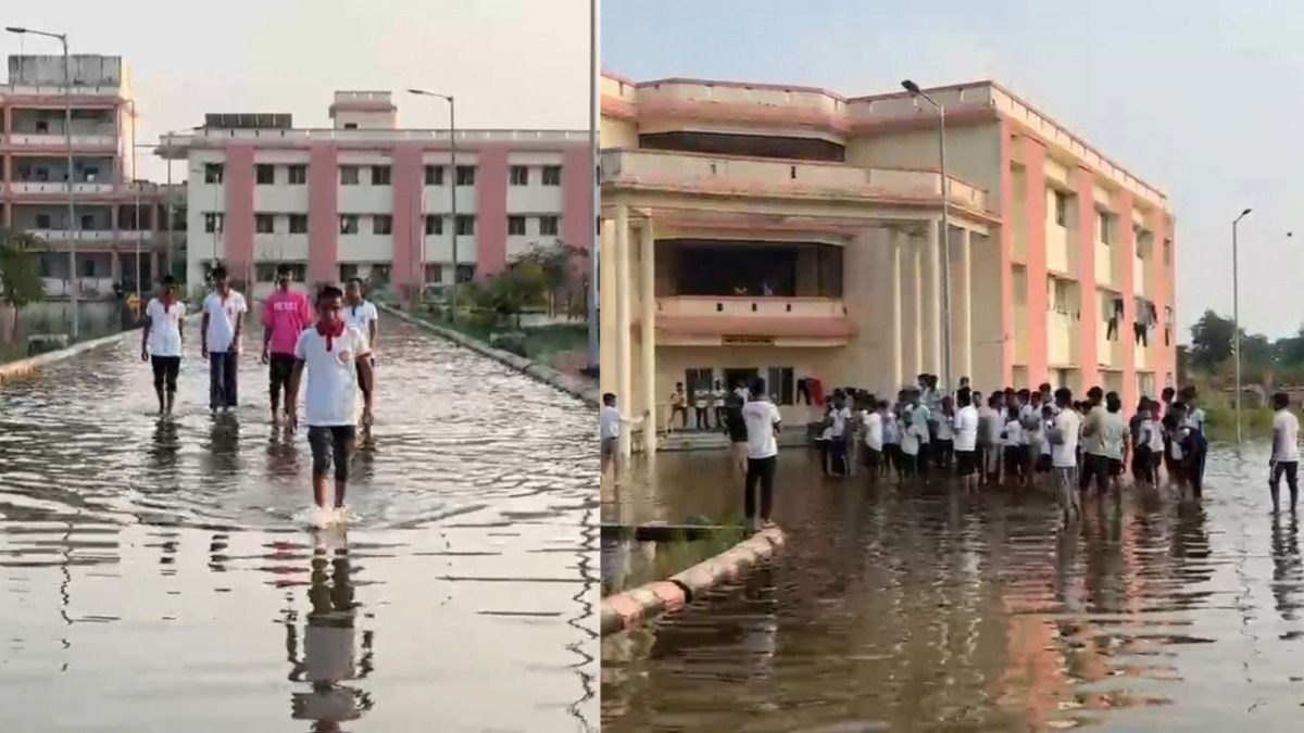 स्कूल में भरे हुए पानी की तस्वीर