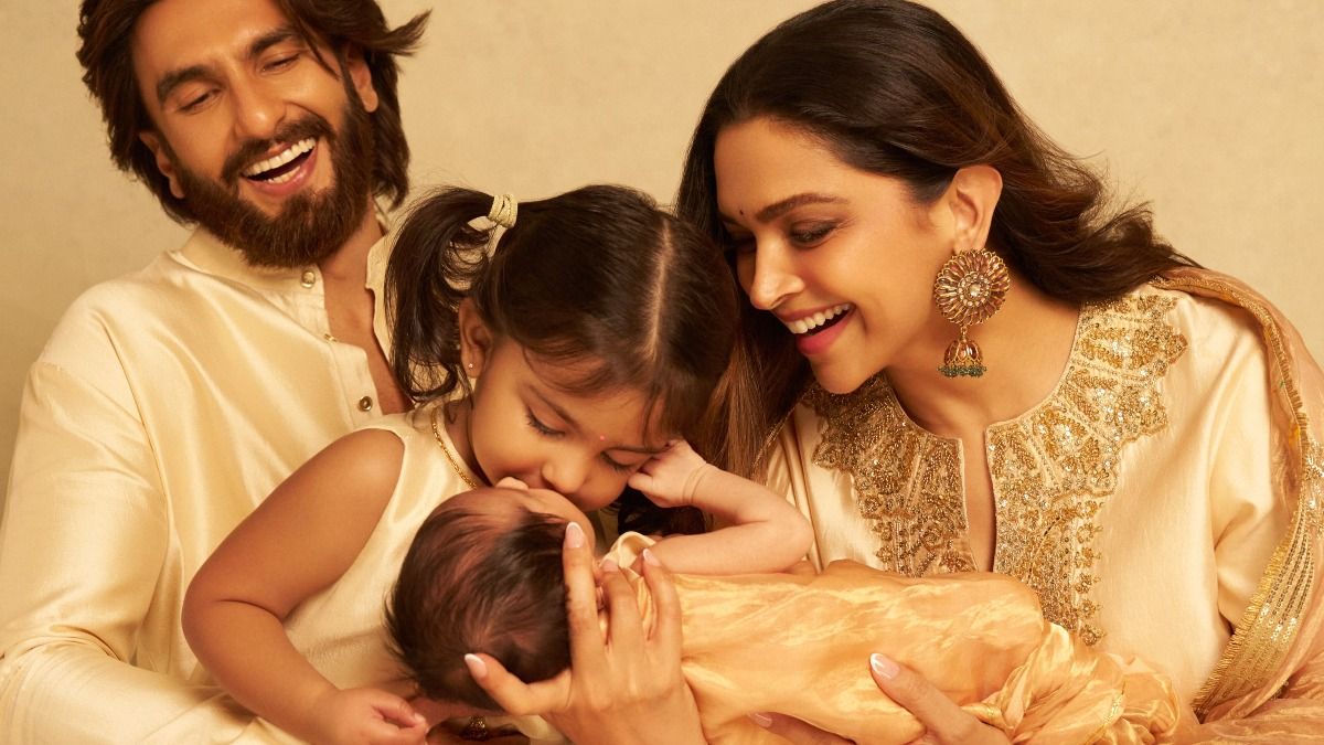 दीपिका पादुकोण और रणवीर सिंह की दूसरी बेटी देवी (PC: deepikapadukone and  ranveersingh) दीपिका पादुकोण और रणवीर सिंह की दूसरी बेटी देवी (PC: deepikapadukone and  ranveersingh) 