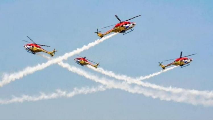 indian airforce airshow over dal lake
