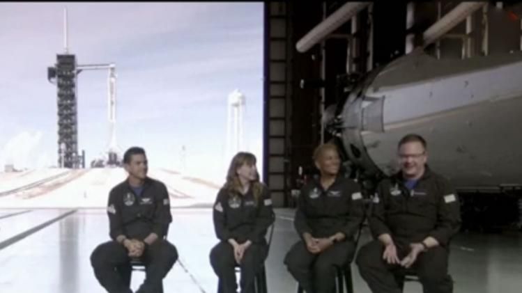 आम आदमी के लिए हकीकत बना स्पेस टूर