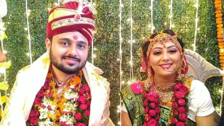 ध्रुव रावल और उनकी पत्नी सोनल अंबानी. (फोटो: इंडिया टुडे/सत्यजीत कुमार)