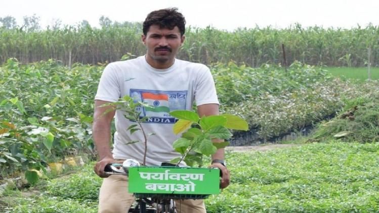 चंडीगढ़ पुलिस के जवान हैं देवेंद्र सूरा.