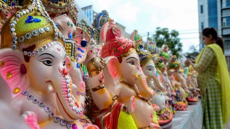 देशभर में धूम-धाम से मनाई जा रही है गणेश चतुर्थी. (फोटो-PTI)