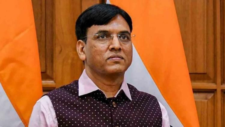 Mansukh Mandaviya could be next Gujarat CM