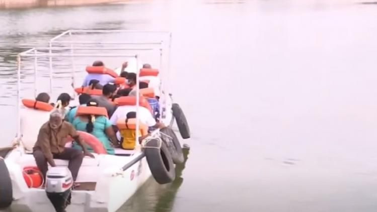 मरियम्मन मंदिर के पास तालाब में शुरू हुई बोटिंग.