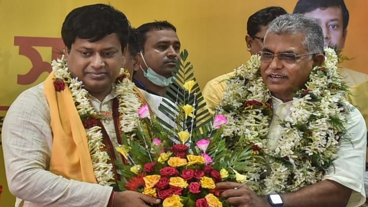 सुकांता मजूमदार और दिलीप घोष (फोटो-PTI)