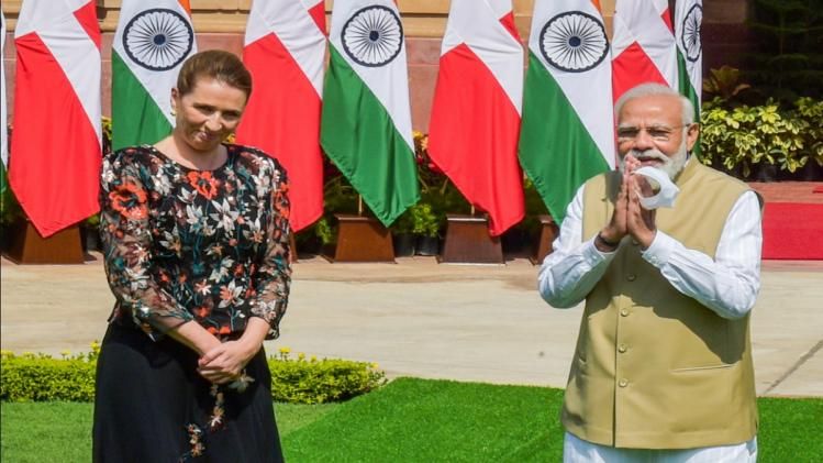 डेनमार्क की प्रधानमंत्री मेटे फ्रेडरिक्सन और पीएम मोदी (फोटो-PTI)