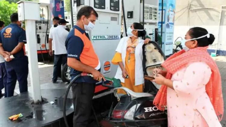 fuel price hike in delhi