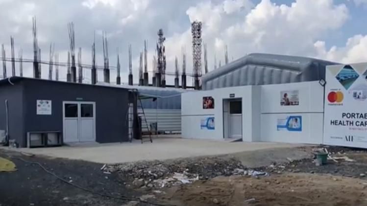 Hi-tech portable hospital 