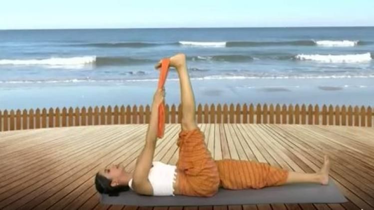 योग से कैसे करें टांगों को मजबूत, इरा त्रिवेदी के साथ देखें ऊं शांति ऊं