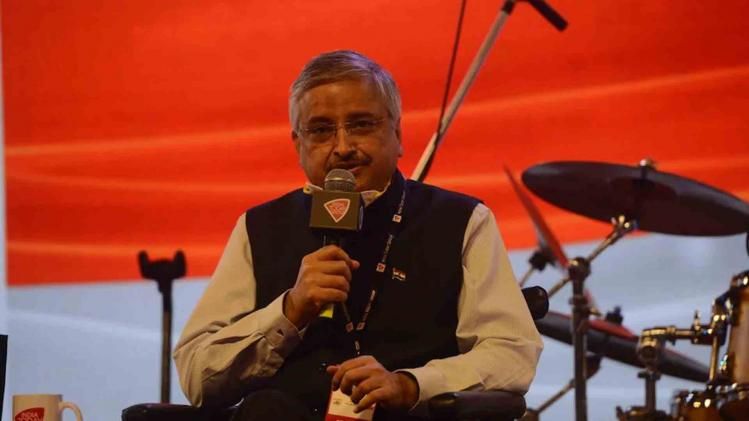 Randeep Guleria on Healthgiri Awards      