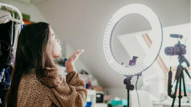 'डाटा' से 'आटा' कमाने वालों को मिली दुनिया में पहचान