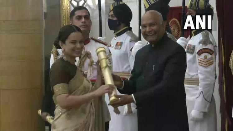 Kangna receives Padma Shri Award