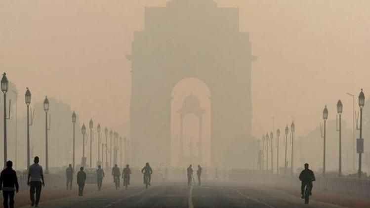 खतरनाक स्तर पर पहुंचा प्रदूषण, एक्यूआई में दिल्ली का आंकड़ा 500 पार