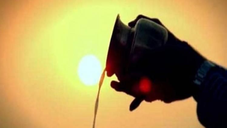 worshipping-lord-surya