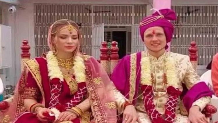 German groom and his Russian bride