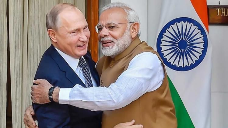 Modi Welcoming Russian President Putin