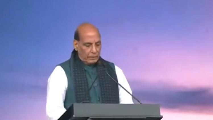 रक्षा मंत्री राजनाथ सिंह 