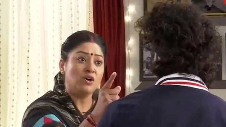 अभिमन्यु को पड़ा थप्पड़