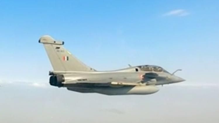 जमीं से आसमान तक जांबाजों ने दिखाया शौर्य 