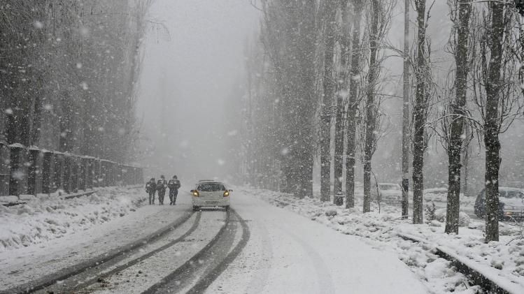 Cold wave continues in india