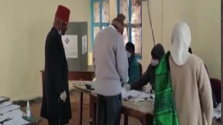 अजय कोठियाल ने किया मतदान 