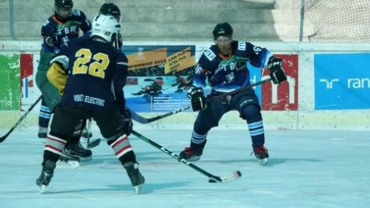  सीईसी कप आइस हॉकी