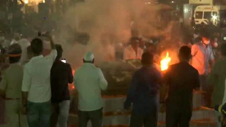  Lata Mangeshkar merged with Panchatattva