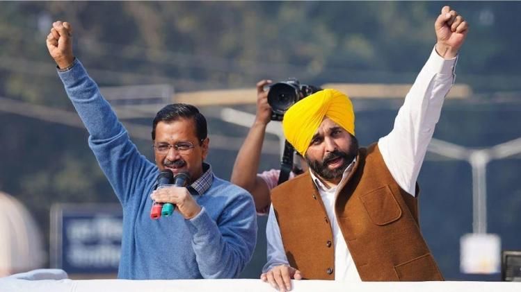 Aam Aadmi Party roadshow in Amritsar