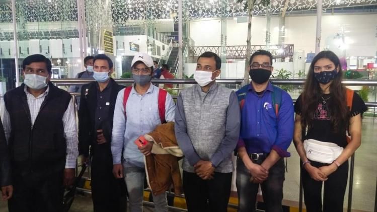 students returning from Ukraine