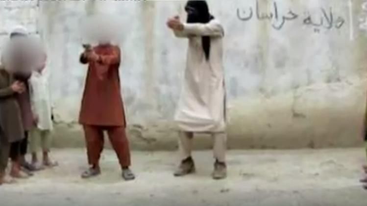  training to children use weapons